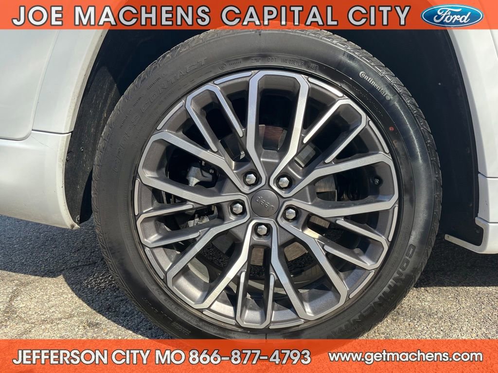 Used 2025 Jeep Grand Cherokee L Summit image 26