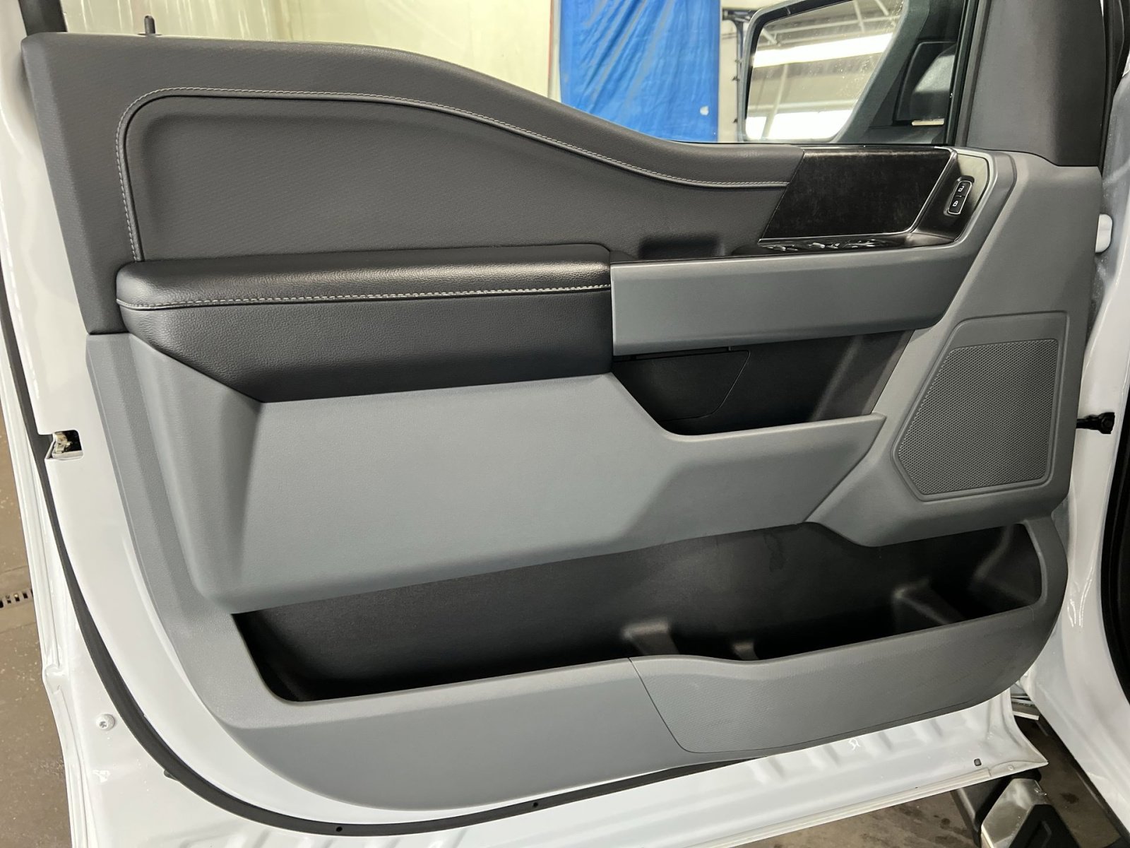 Certified 2022 Ford F150 XLT w/ Equipment Group 302A High image 14