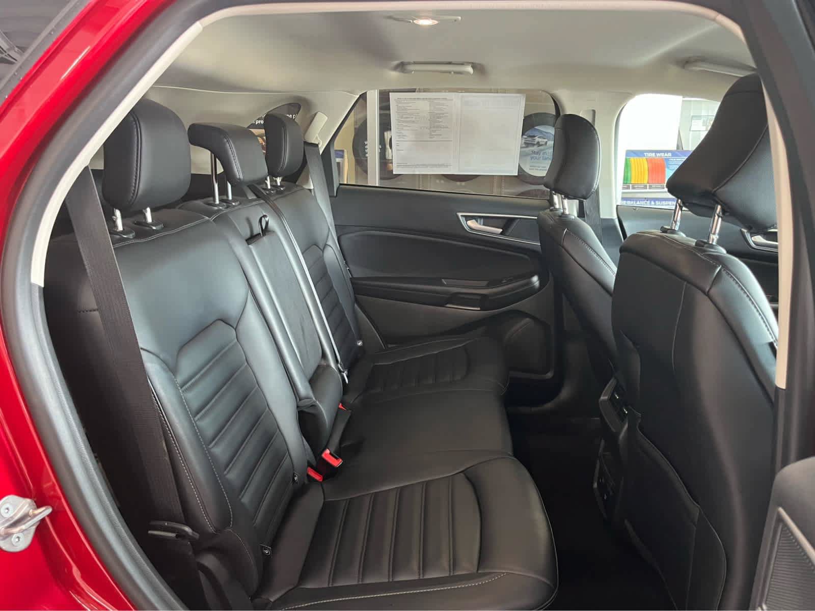 Certified 2024 Ford Edge SEL w/ Convenience Package AWD/4WD image 38