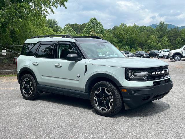Certified 2023 Ford Bronco Sport Outer Banks w/ Tech Package AWD/4WD image 1