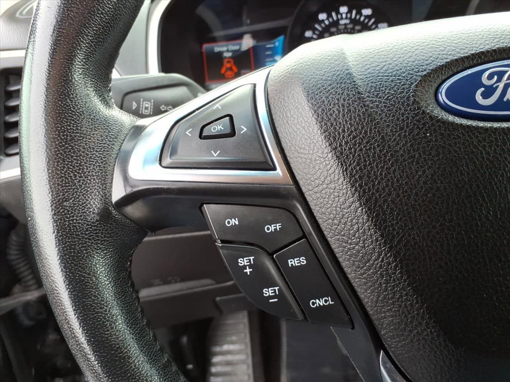 Certified 2020 Ford Edge SEL image 16