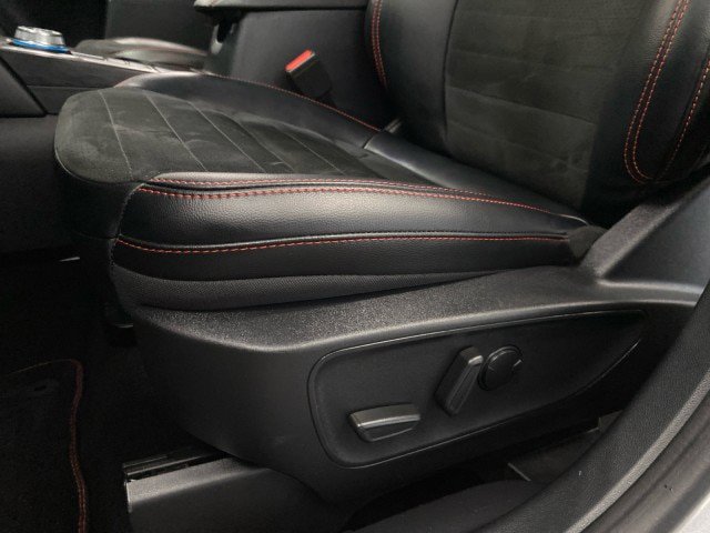 Certified 2022 Ford Escape SEL w/ SEL Stealth AWD Package image 17