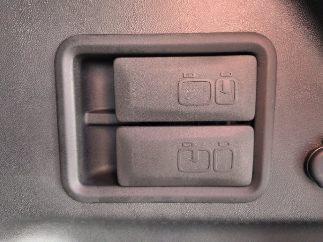 Used 2022 Chevrolet Equinox LT FWD image 21