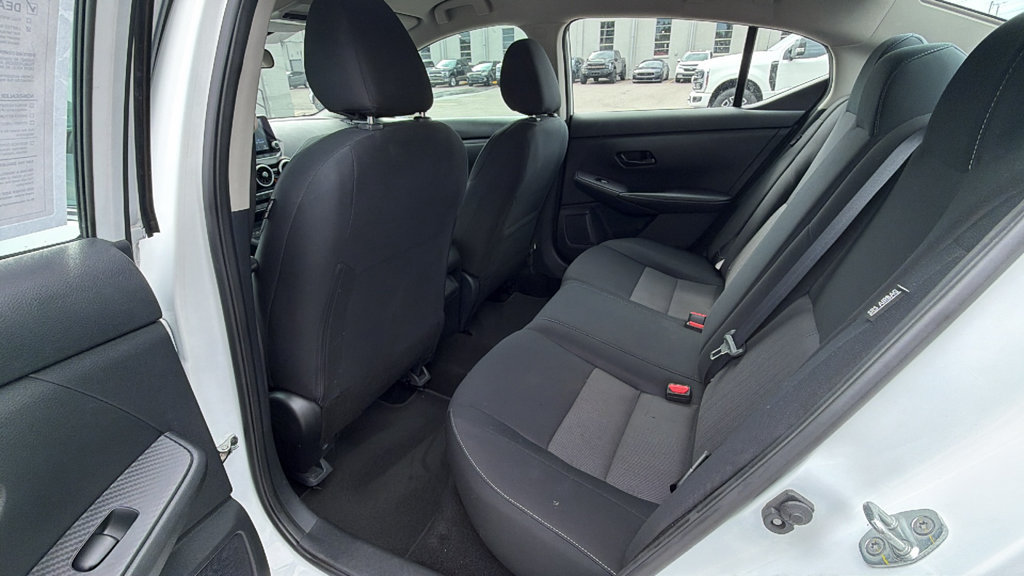 Used 2024 Nissan Sentra SV FWD image 21