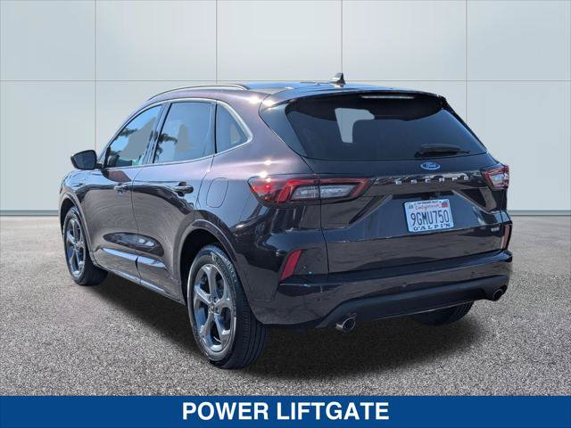 Certified 2023 Ford Escape ST-Line w/ Equipment Group 301A FWD image 3