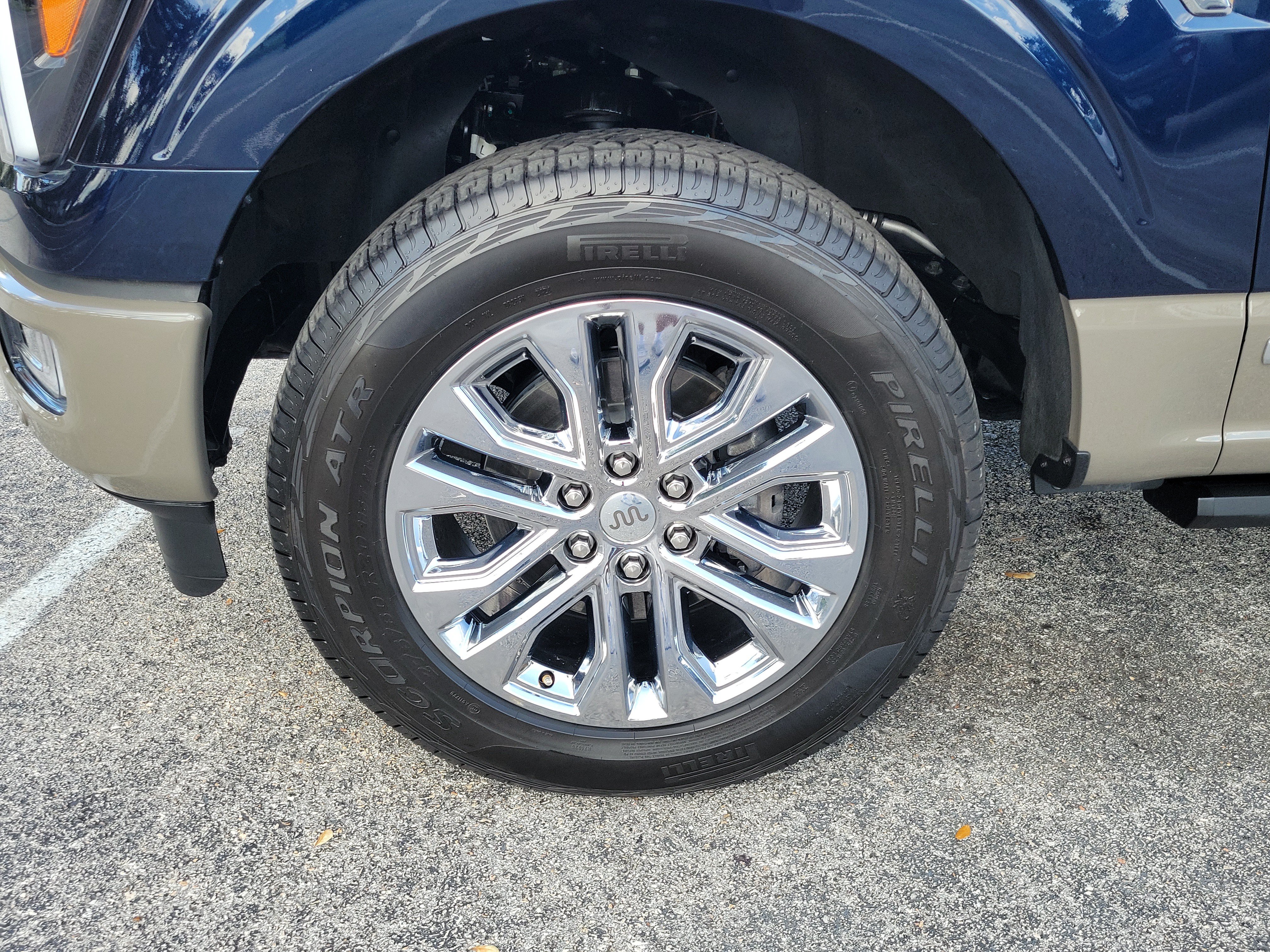 Certified 2025 Ford F150 King Ranch w/ FX4 Off-Road Package AWD/4WD image 6
