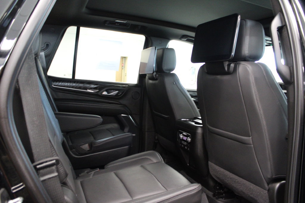 Used 2024 GMC Yukon Denali AWD/4WD image 45