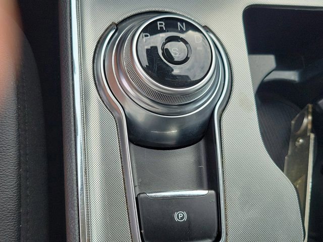 Certified 2022 Ford Edge Titanium image 29