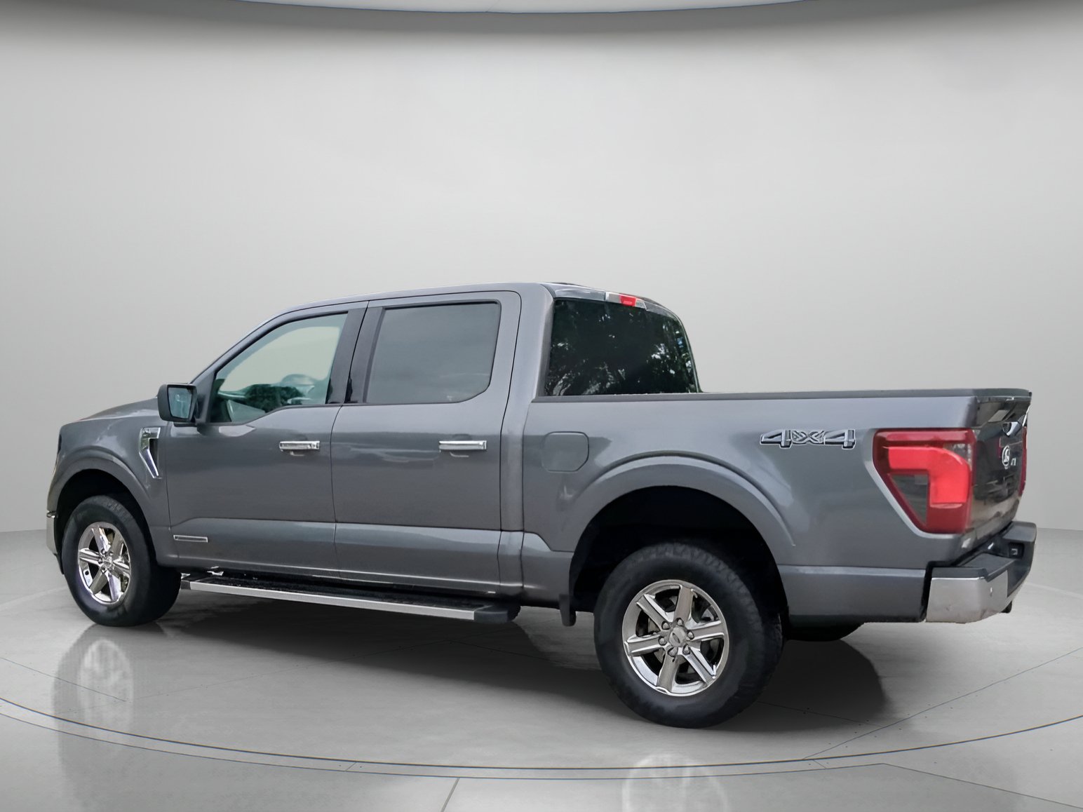 Certified 2025 Ford F150 XLT w/ Equipment Group 301A Standard AWD/4WD image 19