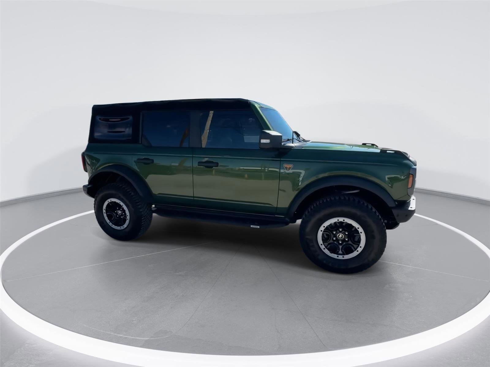 Certified 2023 Ford Bronco Badlands image 3