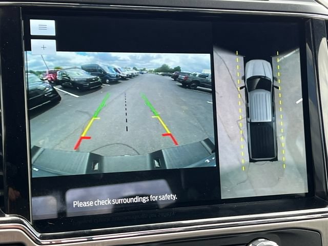 Certified 2022 Ford F250 Platinum w/ Tremor Off-Road Package AWD/4WD image 36
