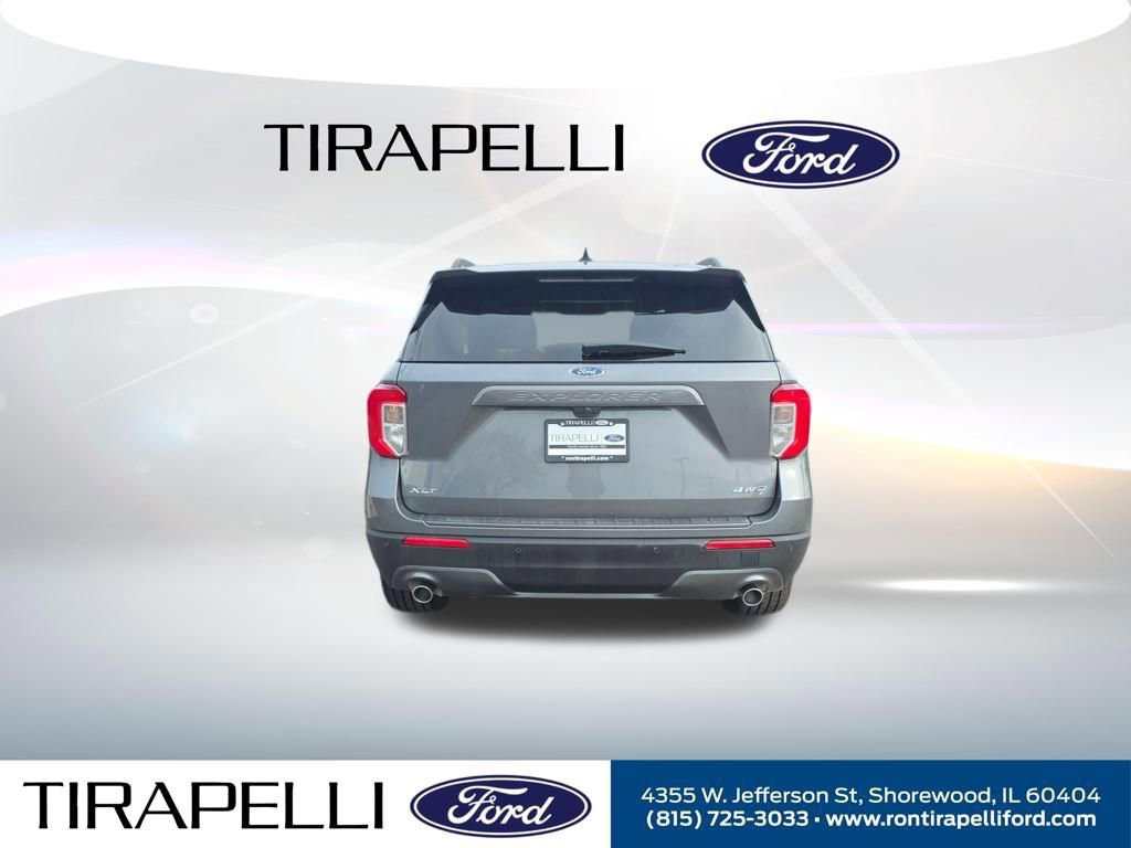 Certified 2023 Ford Explorer XLT w/ Equipment Group 202A image 4