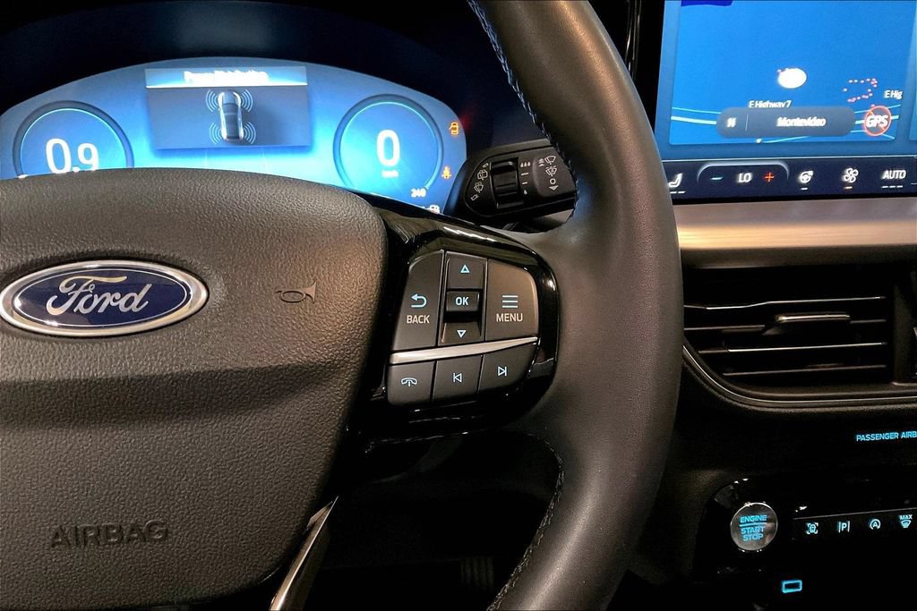 Certified 2023 Ford Escape Platinum AWD/4WD image 18