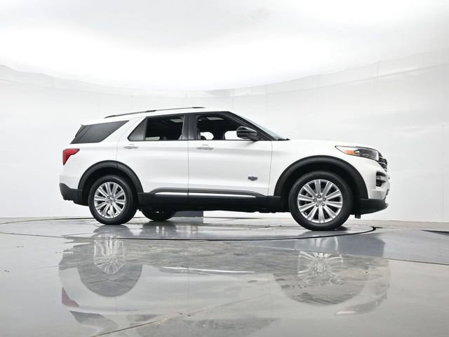 Certified 2023 Ford Explorer King Ranch w/ Technology Package AWD/4WD image 35