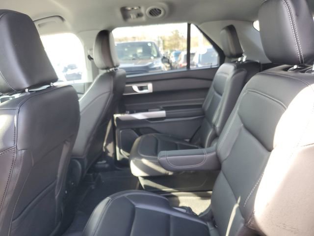 Certified 2023 Ford Explorer XLT w/ Equipment Group 202A AWD/4WD image 26