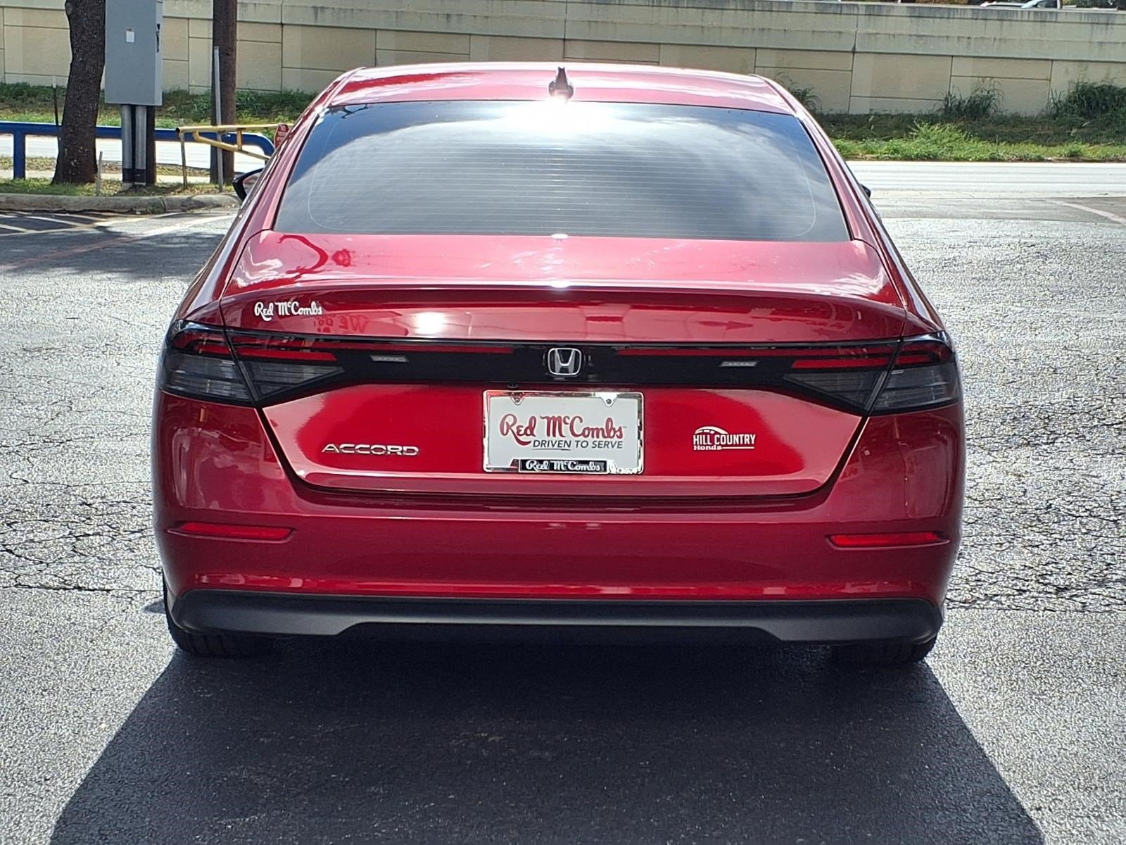 Used 2025 Honda Accord LX image 7