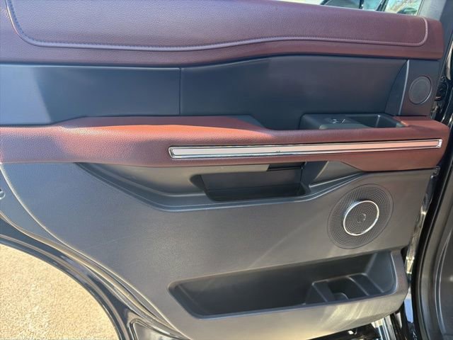 Certified 2024 Ford Expedition Limited image 29
