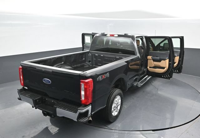 Certified 2025 Ford F250 XLT AWD/4WD image 24