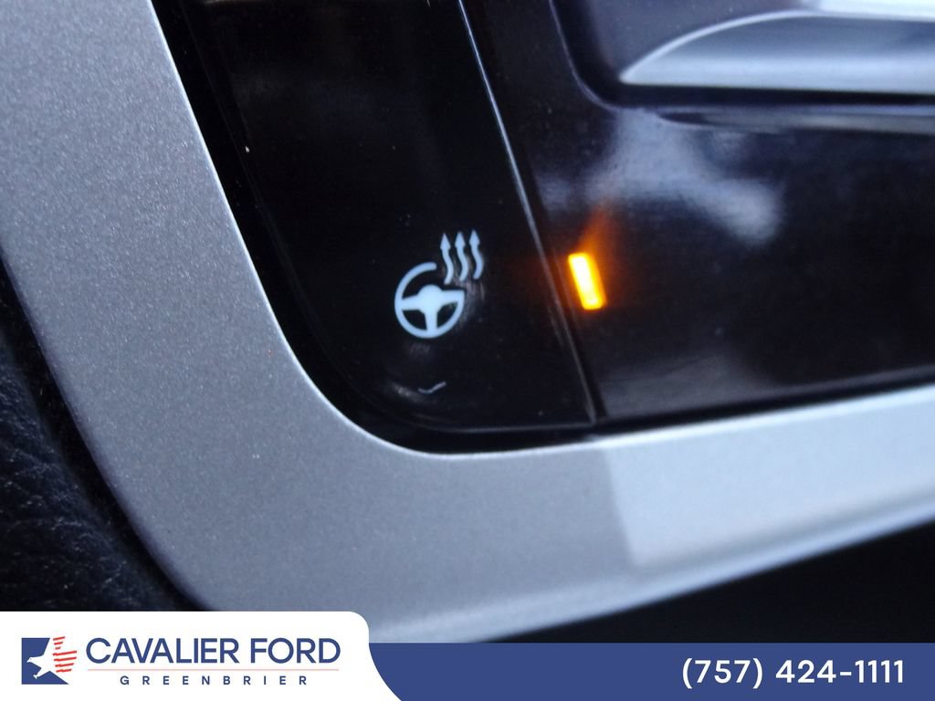 Certified 2022 Ford Explorer XLT w/ Equipment Group 202A RWD image 28