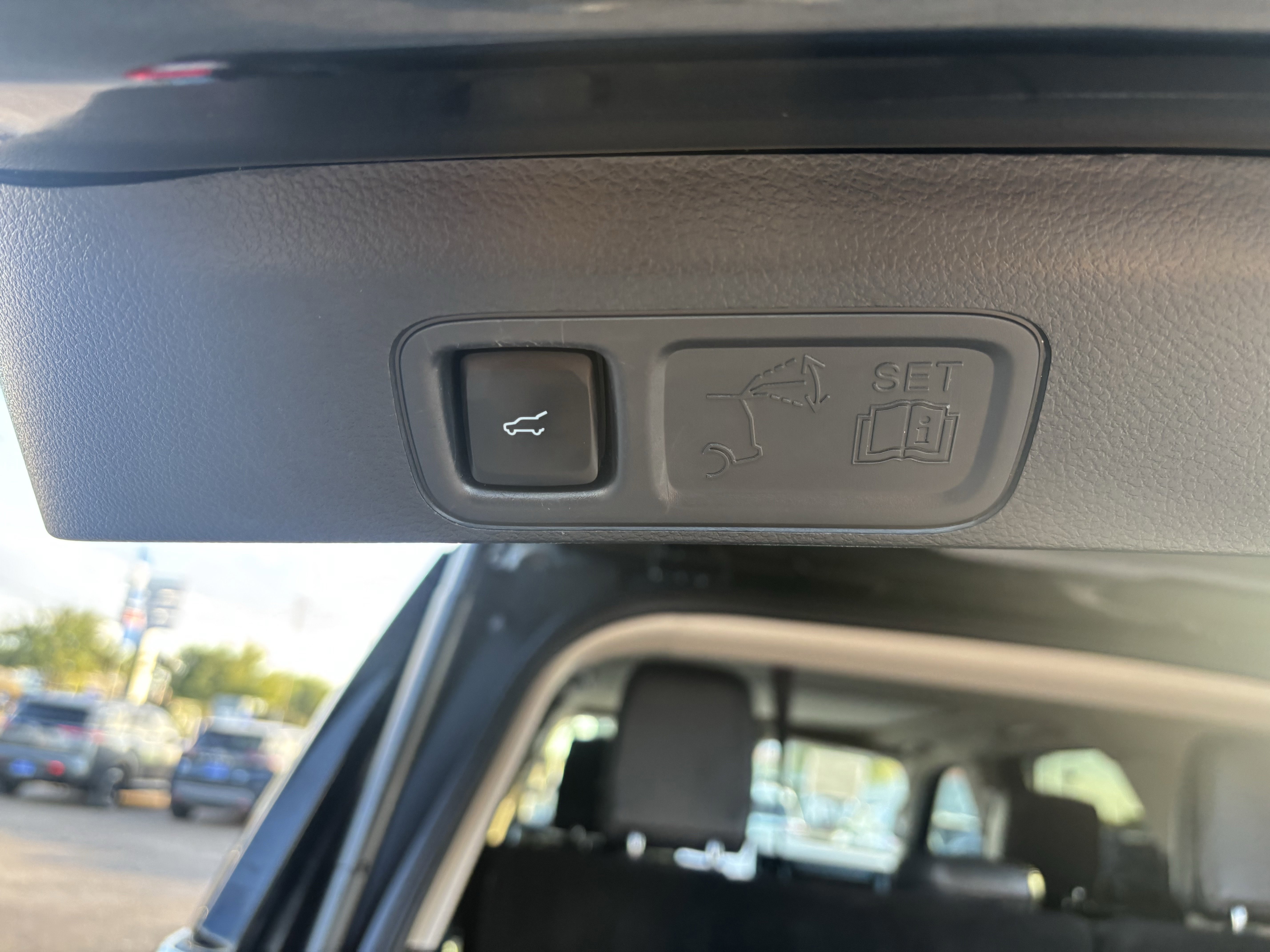 Certified 2022 Ford Expedition XLT image 20