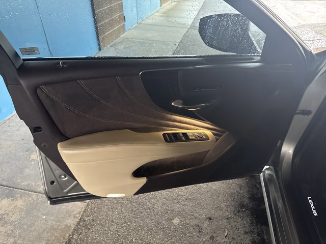 Used 2019 Lexus LS 500 w/ Interior Upgrade Package RWD image 15