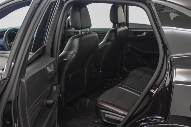 Certified 2023 Ford Escape ST-Line w/ Tech Pack #1 AWD/4WD image 18