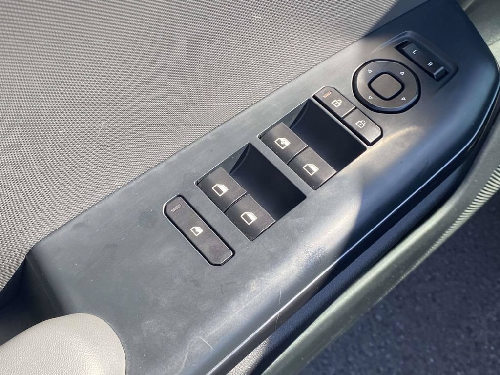 Used 2025 Kia K4 FWD image 15