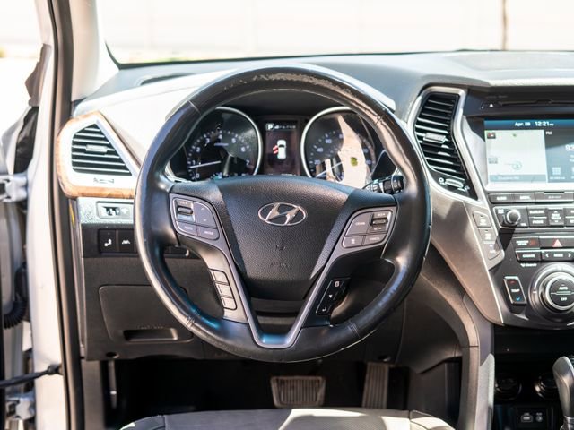 Used 2017 Hyundai Santa Fe Limited AWD/4WD image 26