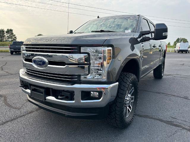 Certified 2019 Ford F250 Lariat w/ Lariat Ultimate Package AWD/4WD image 4