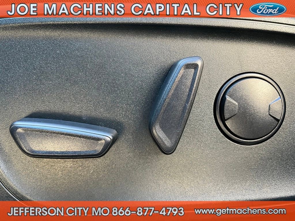 Certified 2022 Ford Escape SE w/ SE Sport Appearance Package image 20