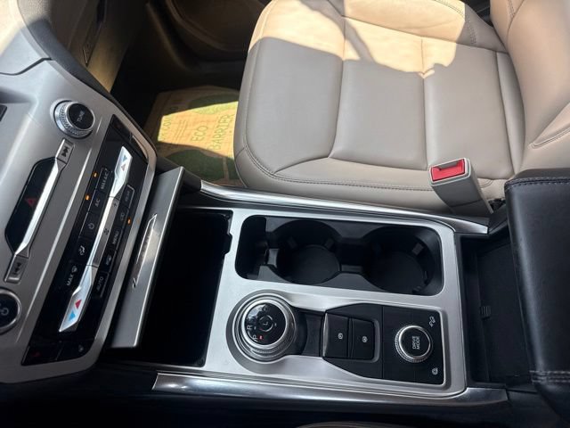 Certified 2023 Ford Explorer XLT w/ Equipment Group 202A AWD/4WD image 25