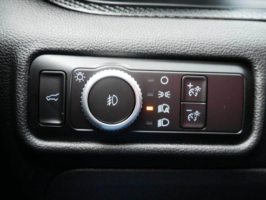 Certified 2023 Ford Explorer ST-Line AWD/4WD image 17