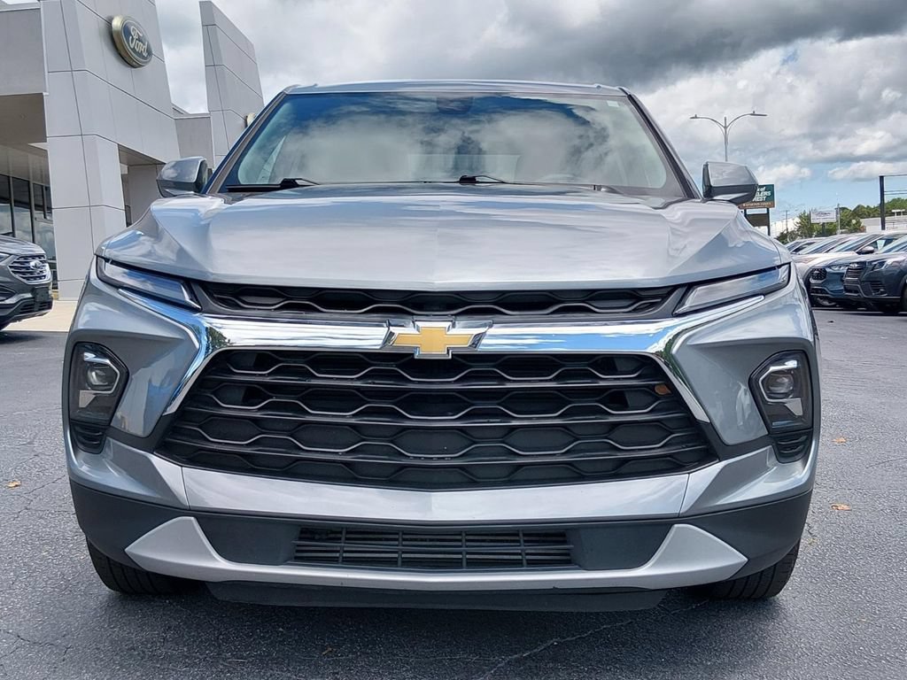 Used 2025 Chevrolet Blazer LT AWD/4WD image 9