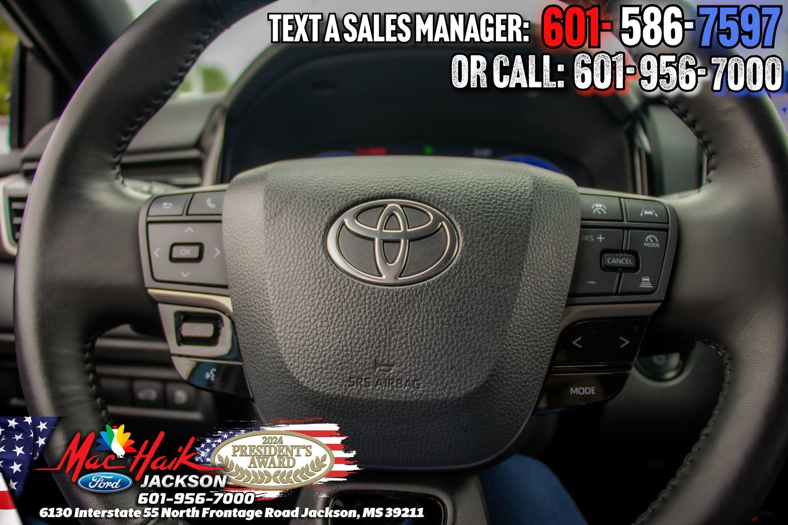Used 2025 Toyota Camry XSE FWD image 13