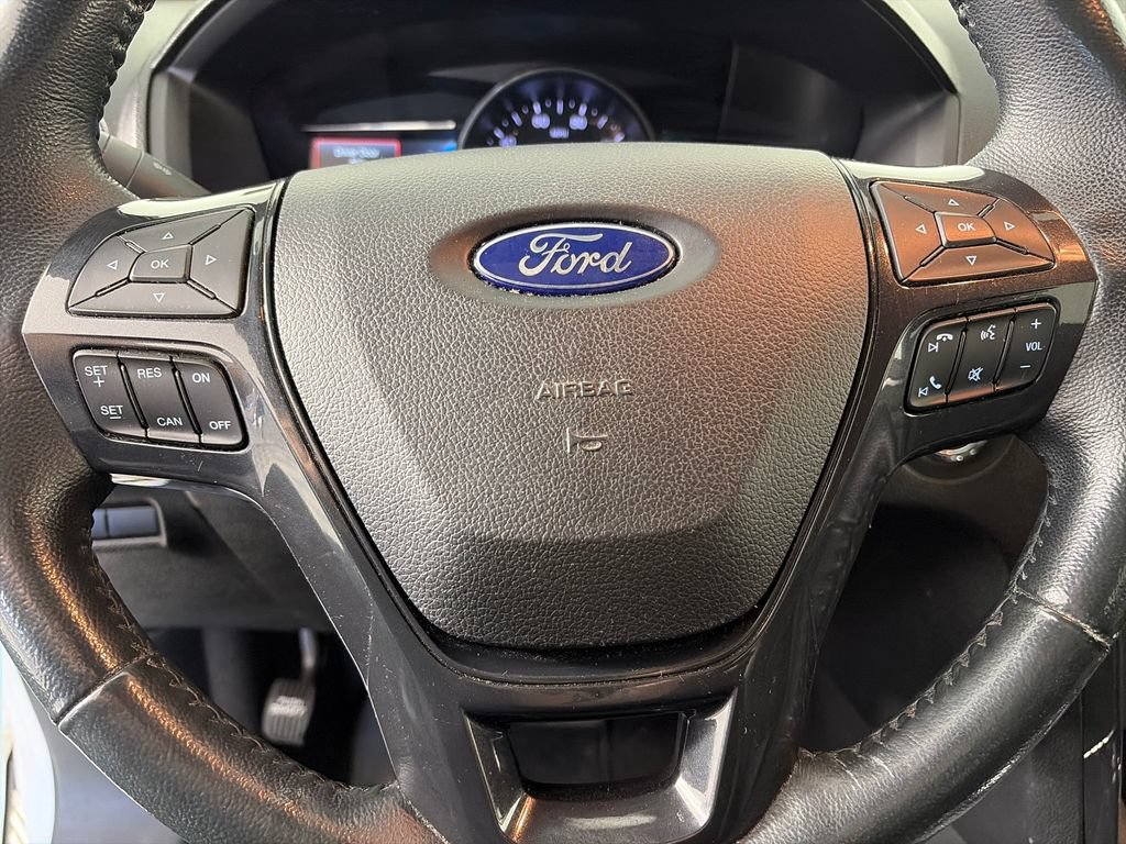 Certified 2018 Ford Explorer XLT w/ Equipment Group 202A AWD/4WD image 16