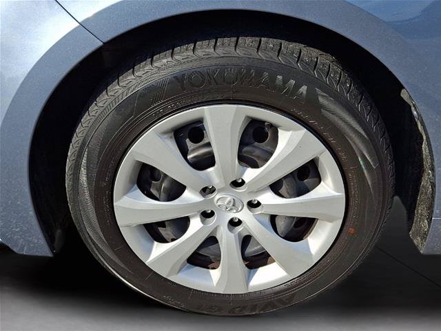 Used 2023 Toyota Corolla LE w/ Carpet Mat Package (TMS) FWD image 26