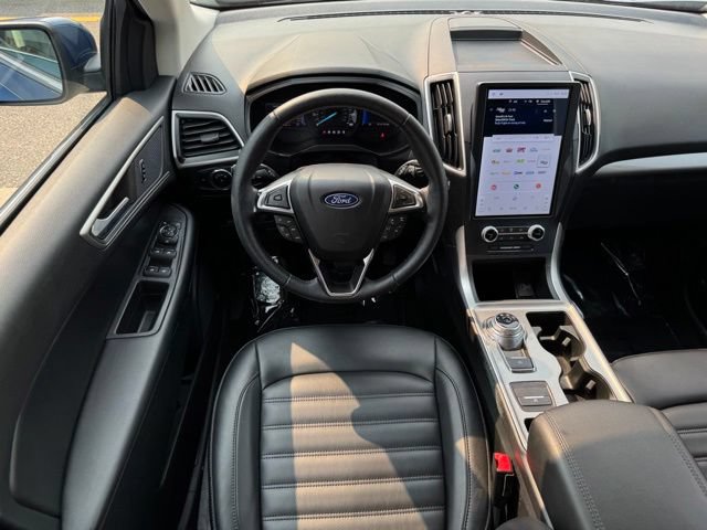 Certified 2023 Ford Edge SEL w/ Convenience Package AWD/4WD image 9