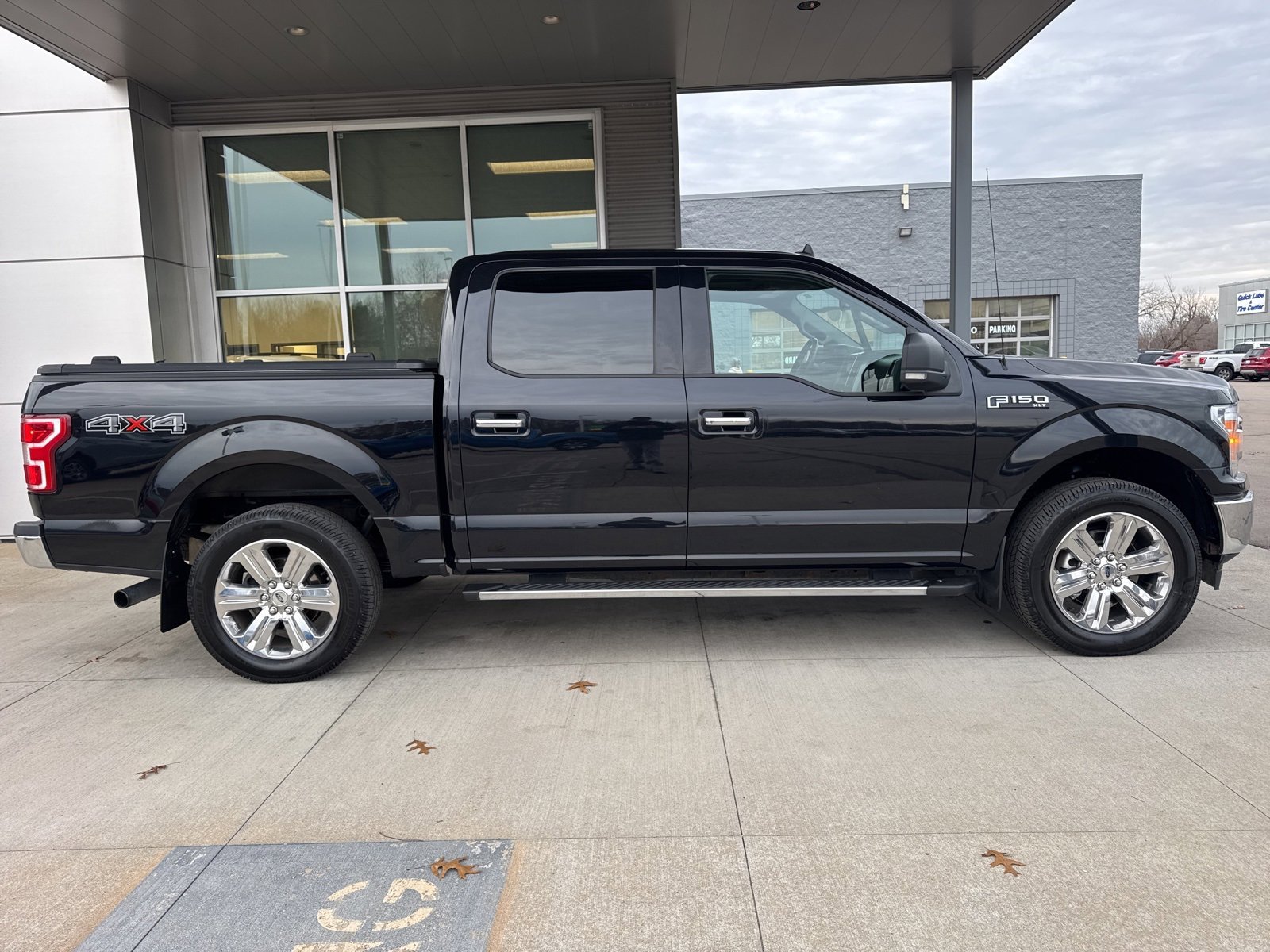 Certified 2019 Ford F150 XLT w/ Equipment Group 302A Luxury image 9