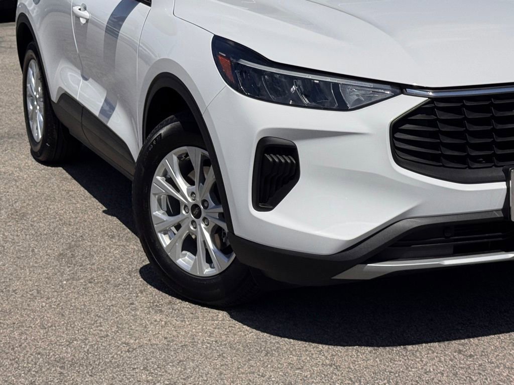 Certified 2024 Ford Escape Active FWD image 4