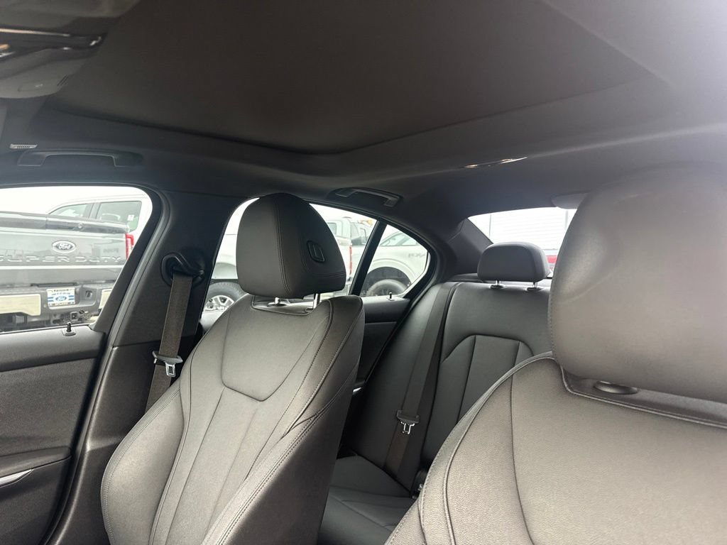 Used 2021 BMW 330i Sedan w/ Convenience Package RWD image 12