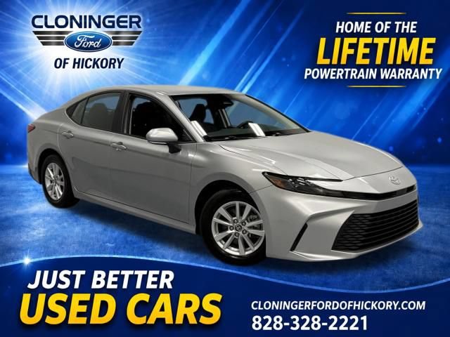 Used 2025 Toyota Camry LE