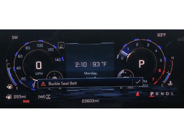 Used 2025 Chevrolet Suburban Z71 AWD/4WD image 10