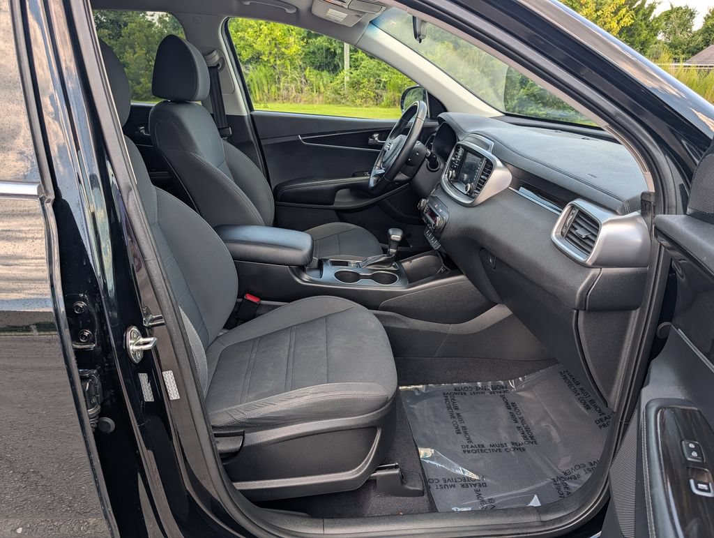 Used 2020 Kia Sorento S AWD/4WD image 21