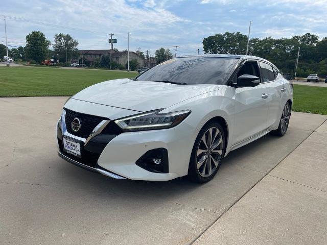 Used 2020 Nissan Maxima Platinum w/ Sport Mat Group FWD image 2