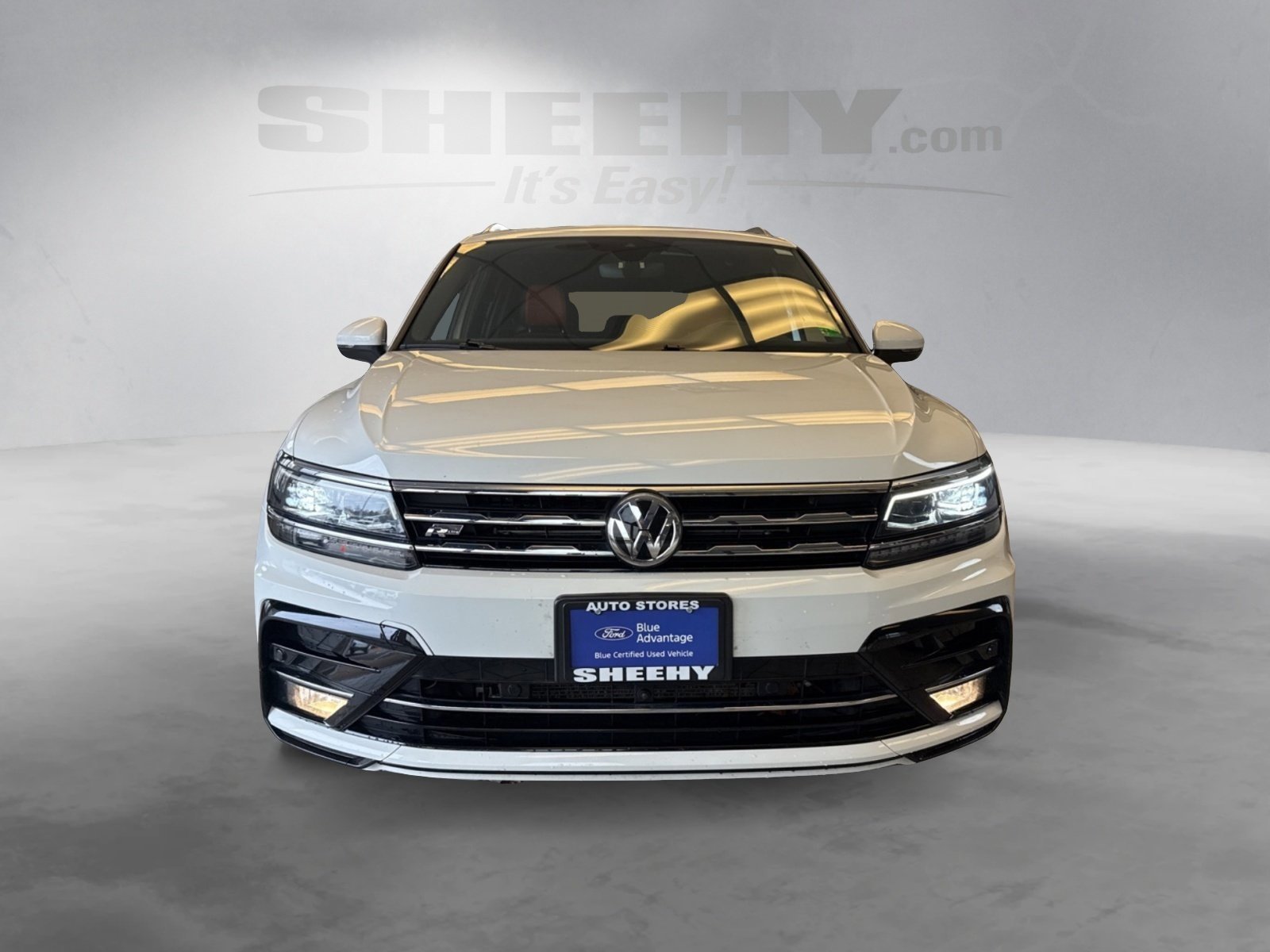 Used 2021 Volkswagen Tiguan SEL Premium R-Line image 10