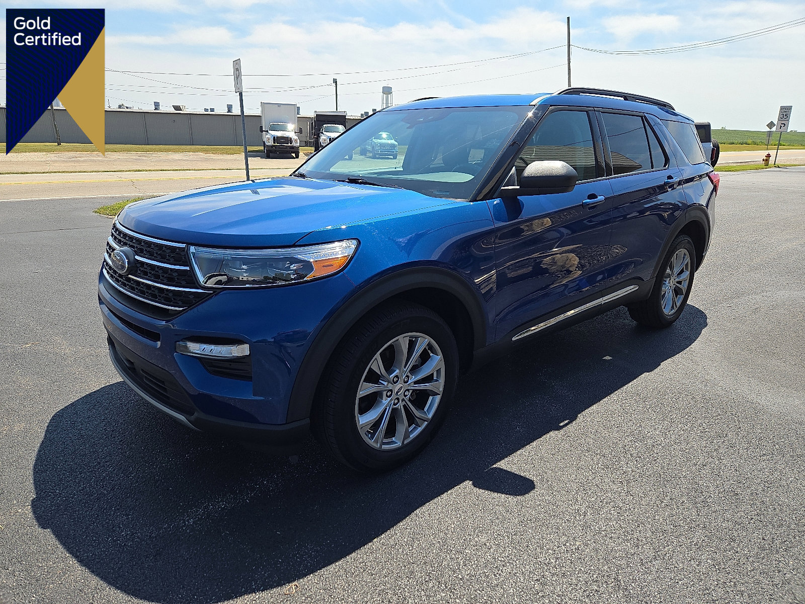 Certified 2022 Ford Explorer XLT w/ Equipment Group 202A