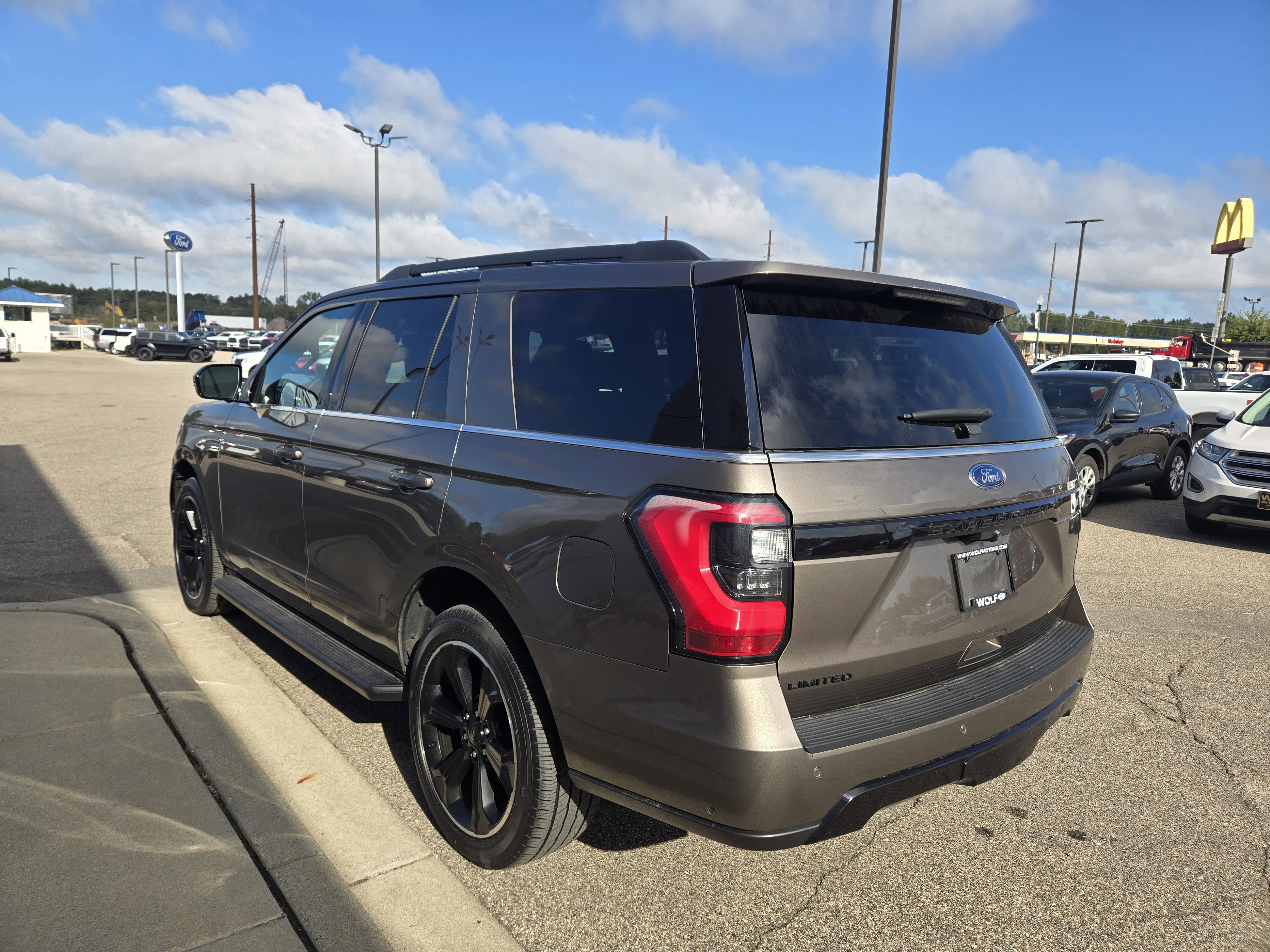 Certified 2019 Ford Expedition Limited w/ Equipment Group 303A image 3