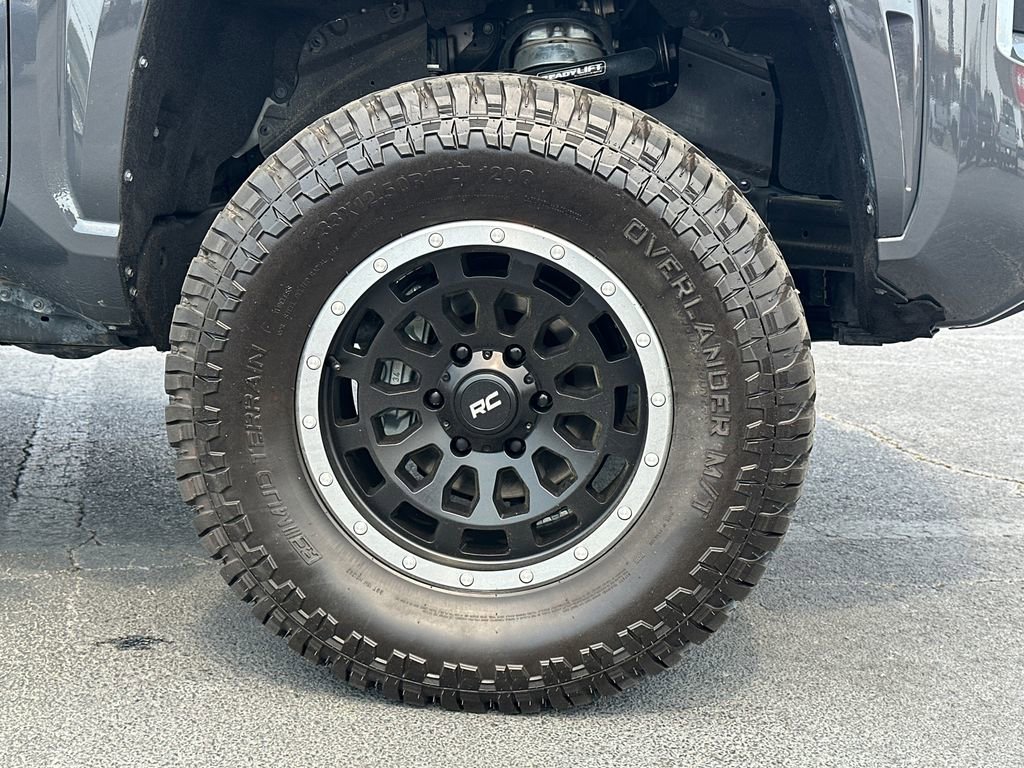 Used 2025 Toyota Tacoma SR RWD image 12