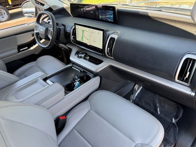 Certified 2025 Ford Expedition Max Active AWD/4WD image 30
