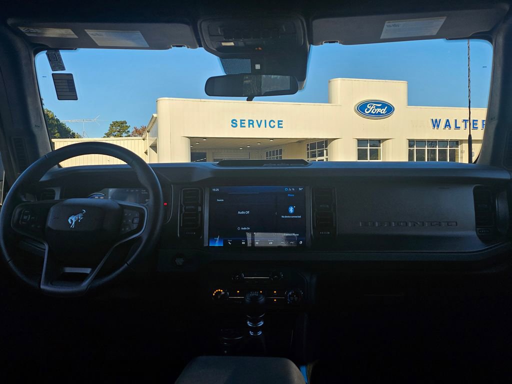 Certified 2024 Ford Bronco Black Diamond image 7